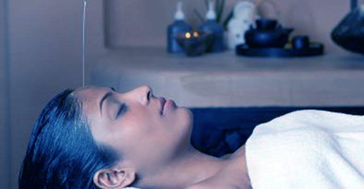 Shirodhara Treatment